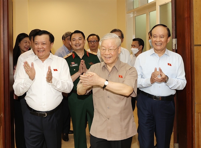 Party General Secretary Nguyễn Phú Trọng meets voters in Hà Nội